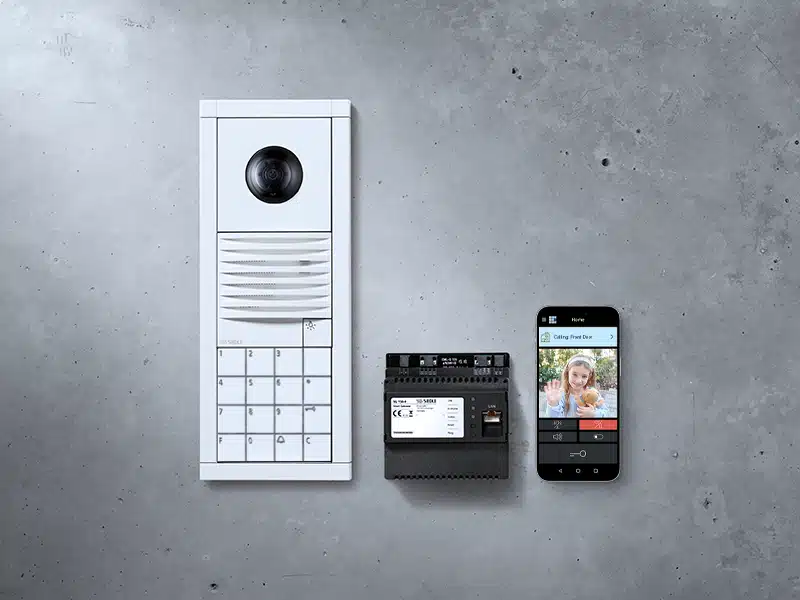 Unprecedented Visibility and ControlThe GHQ Access partner app connects you, your family and friends to your home and garage no matter where you are. Experience unprecedented visibility and control for ultimate convenience, security and peace of mind.