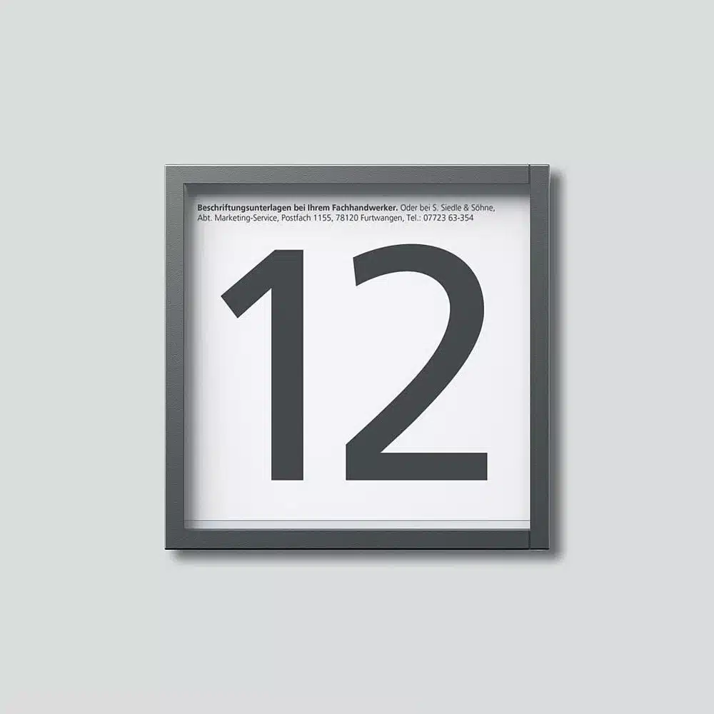 Info ModuleThe Info Module has plenty of space and LED backlighting for various display needs including building number, name, opening times, or it can serve as a call number directory.